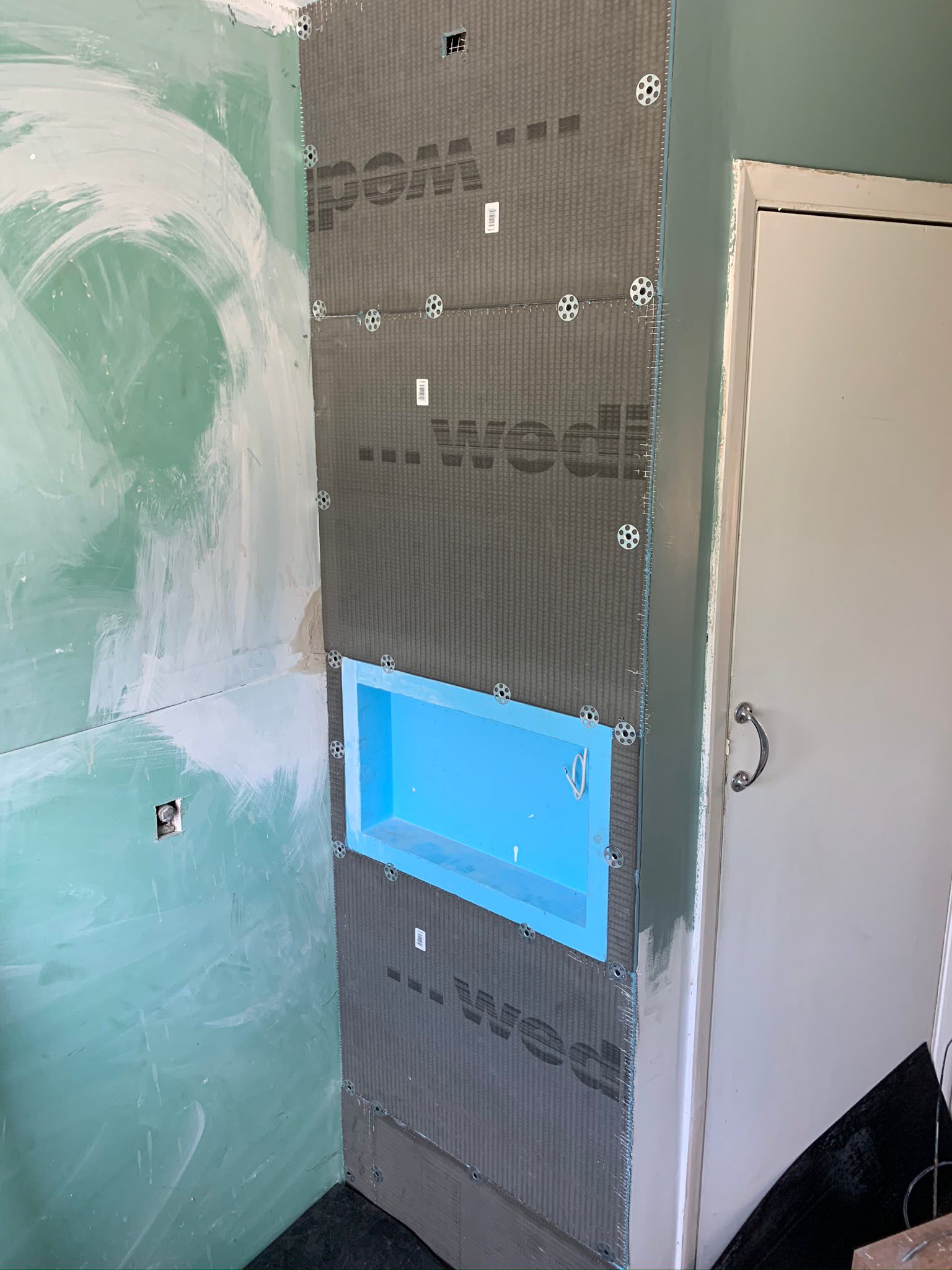 Kitchen & Bathroom Makeovers 36