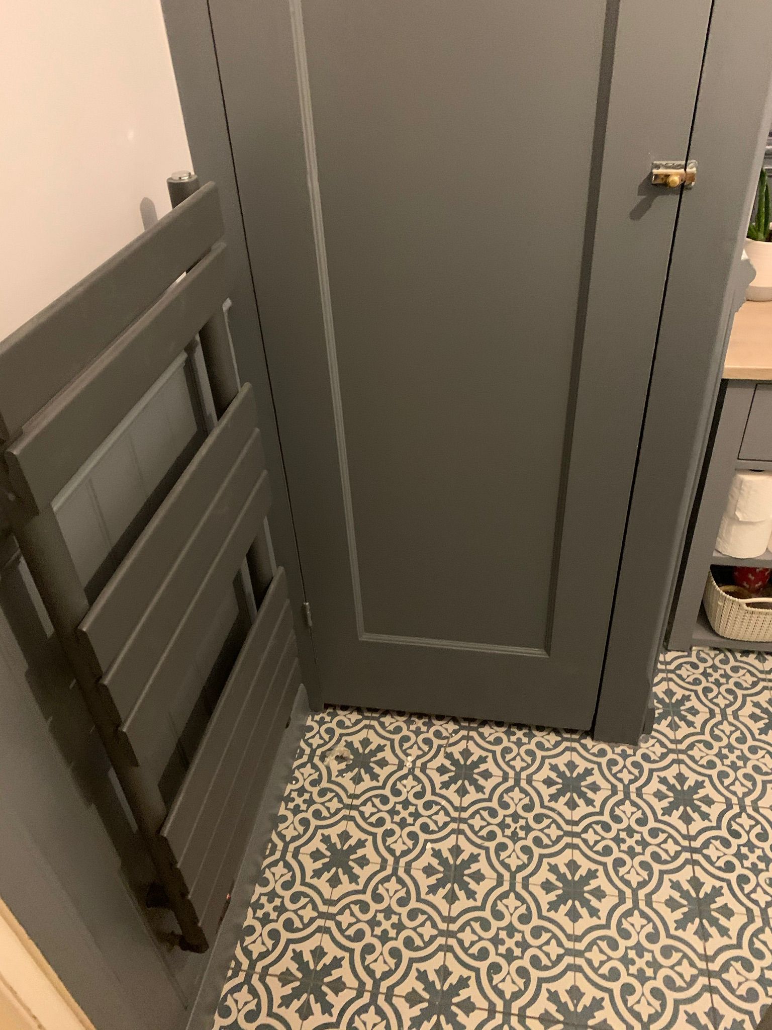 Kitchen & Bathroom Makeovers 49